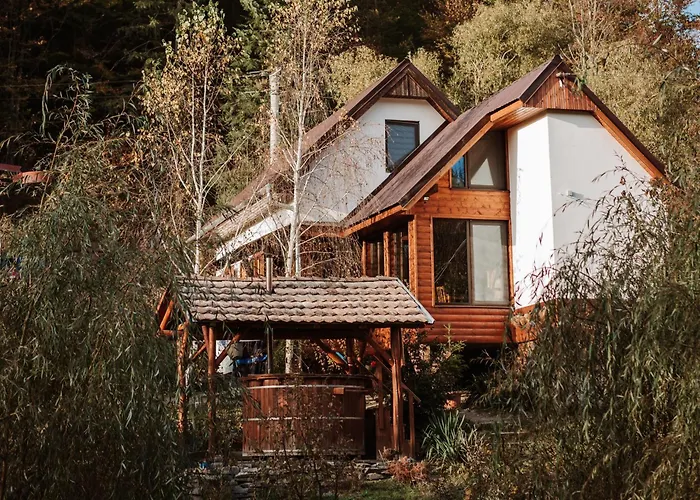 Chalet Mignon - Aproka Adorable Small Guest House