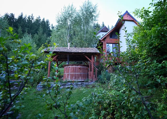 Chalet Mignon - Aproka Adorable Small Guest House