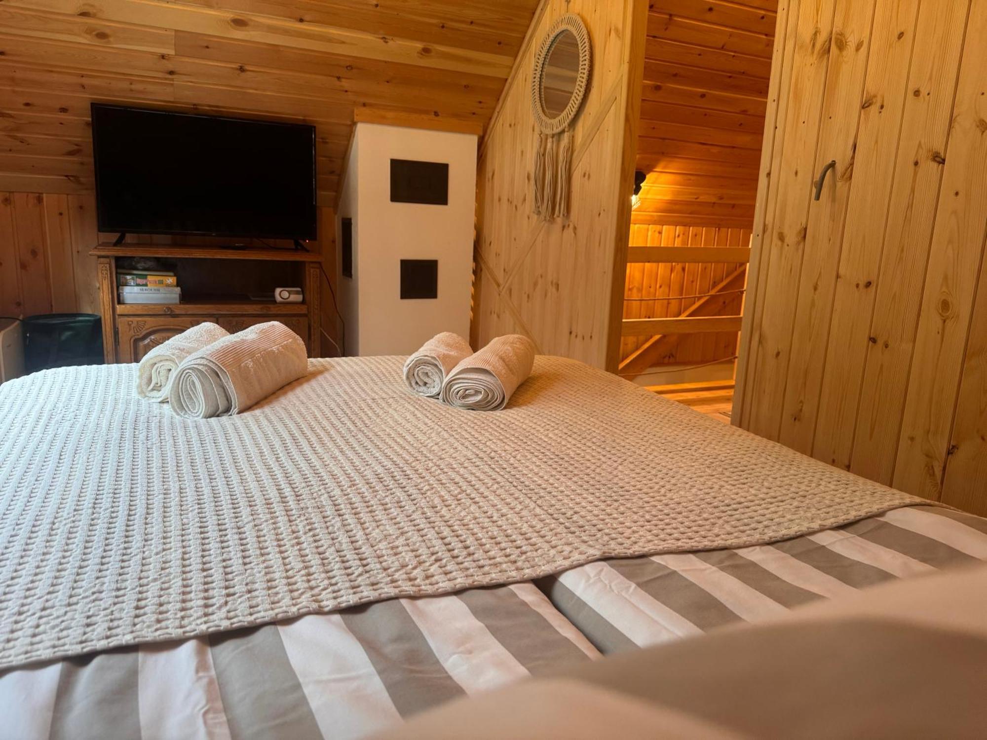 Chalet Mignon - Aproka Adorable Small Guest House Holiday home *