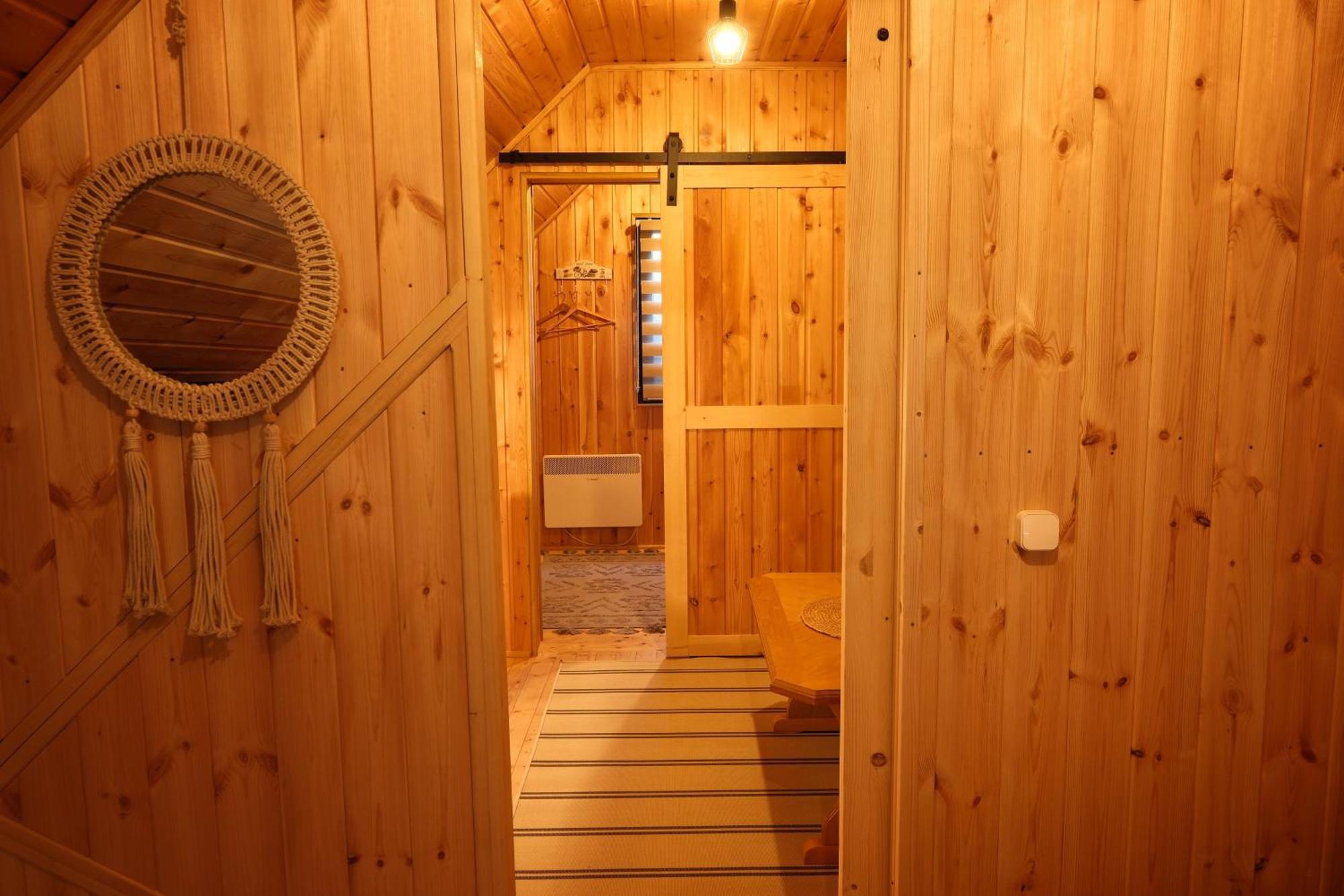 Chalet Mignon - Aproka Adorable Small Guest House * Sicasau